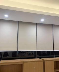 Mẫu r&egrave;m cuốn cho trường học