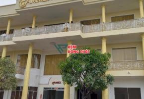 R&egrave;m Cuốn - Giải Ph&aacute;p Ho&agrave;n Hảo Cho Văn Ph&ograve;ng Hiện Đại v&agrave; Tiết Kiệm